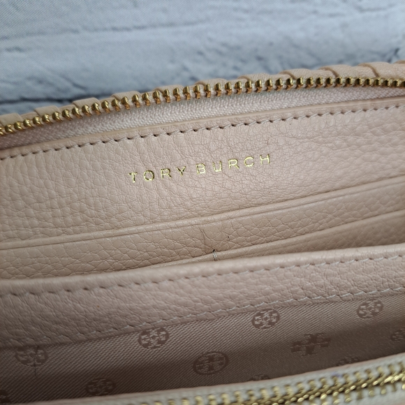 TORY BURCH MARION CONTINENTAL LEATHER WHIPSTITCH DETAIL WALLET & DUST BAG - Picture 10 of 16